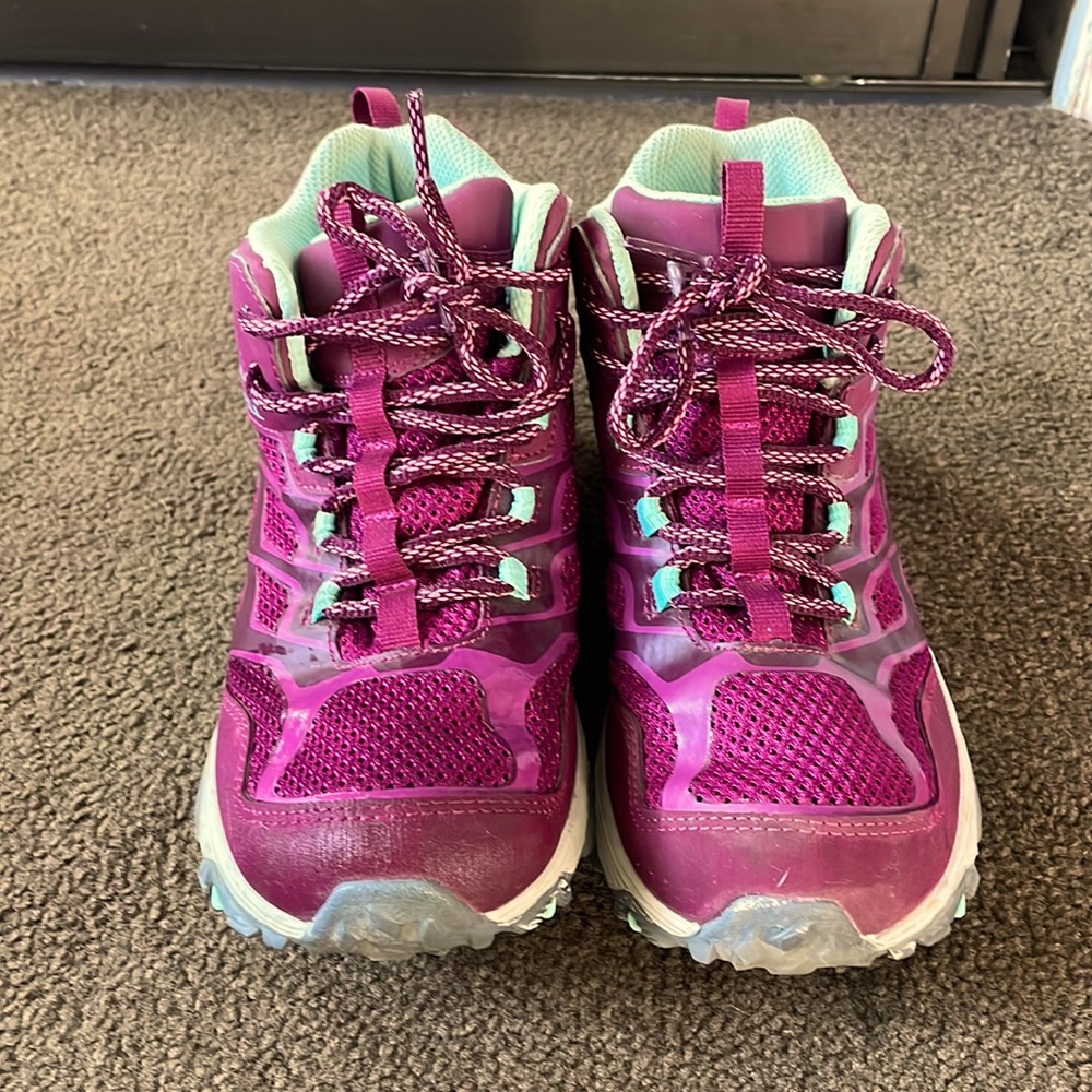 Girls size US 4 Merrell Moab Mid Waterproof hiking boots.